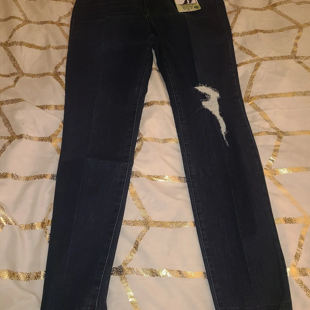 NWT !!FASHION NOVA JEANS - Picture 2 of 5